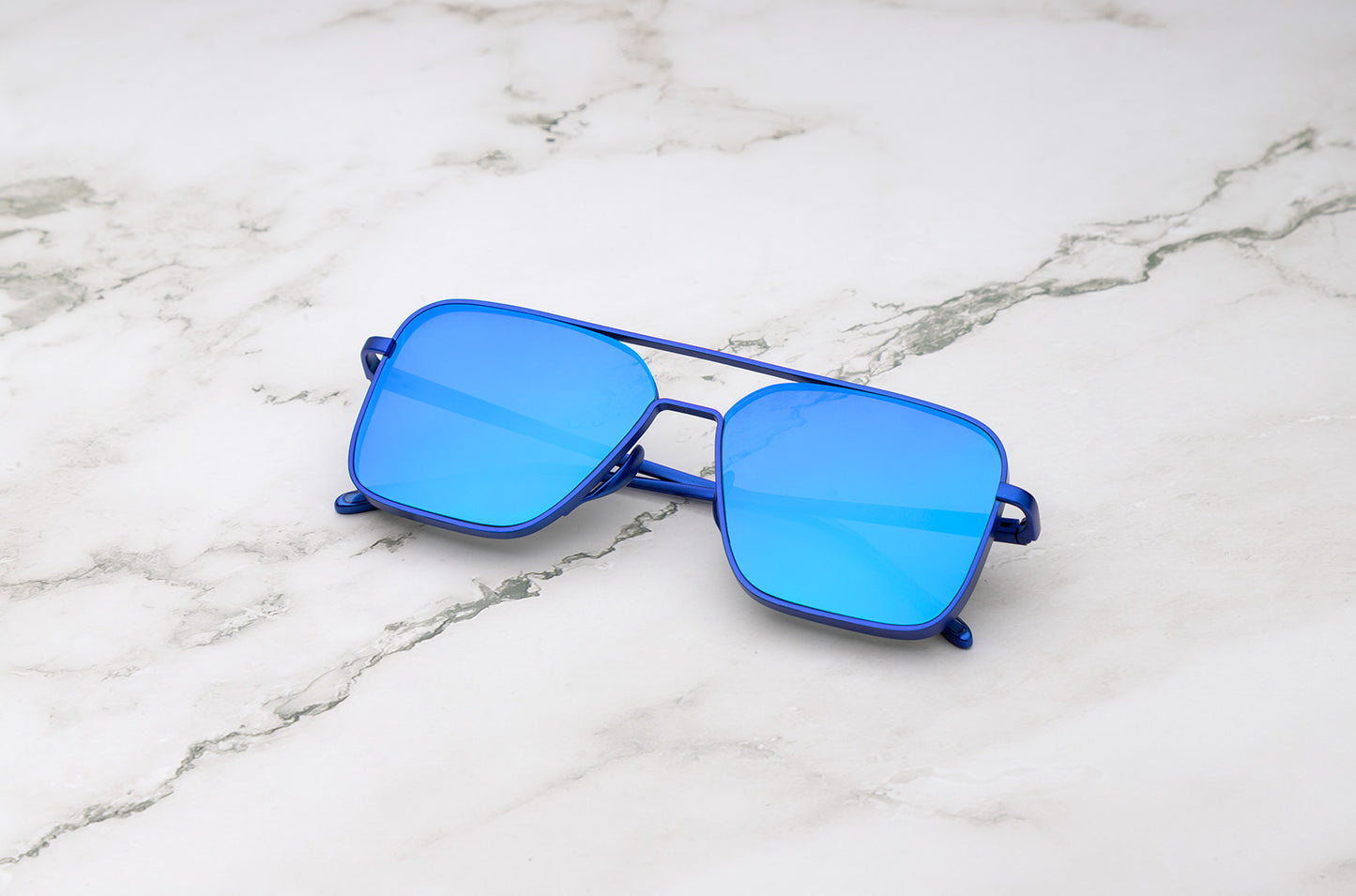 Blue aviator sunglasses with blue polarized lenses by Kopajos