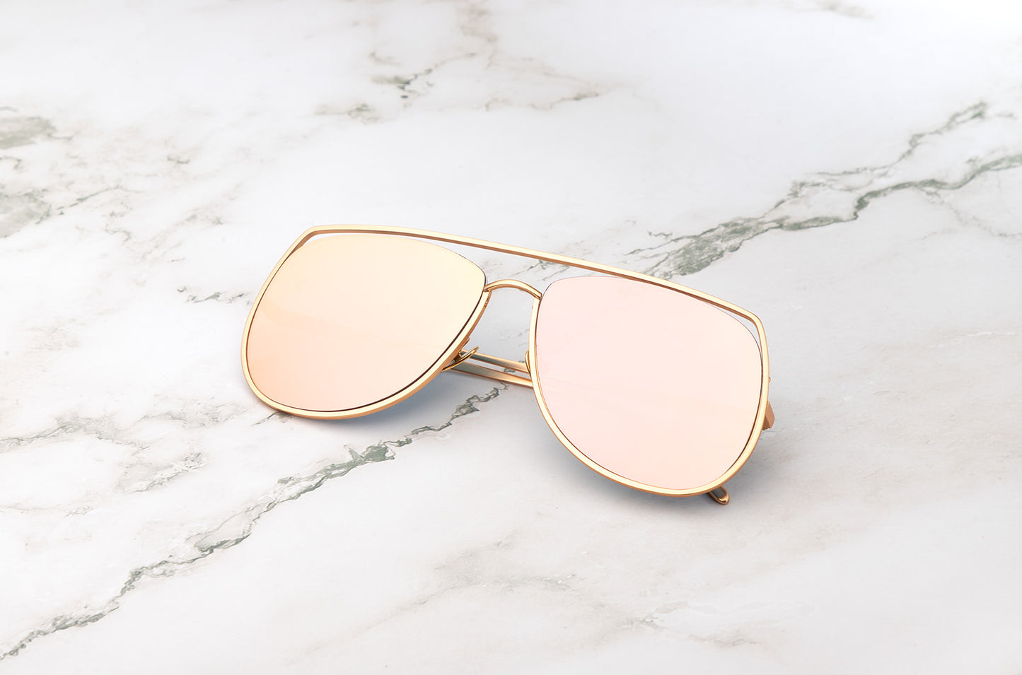 Gold aviator sunglasses with mirror polarized lenses by Kopajos
