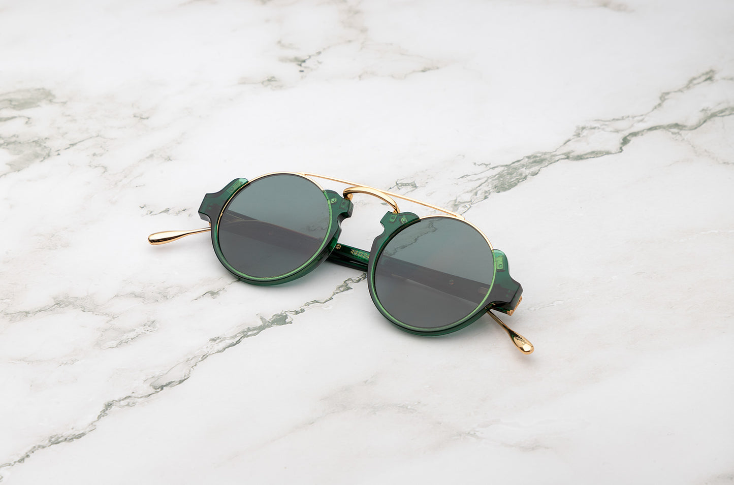 Green round sunglasses for men and women by Kopajos