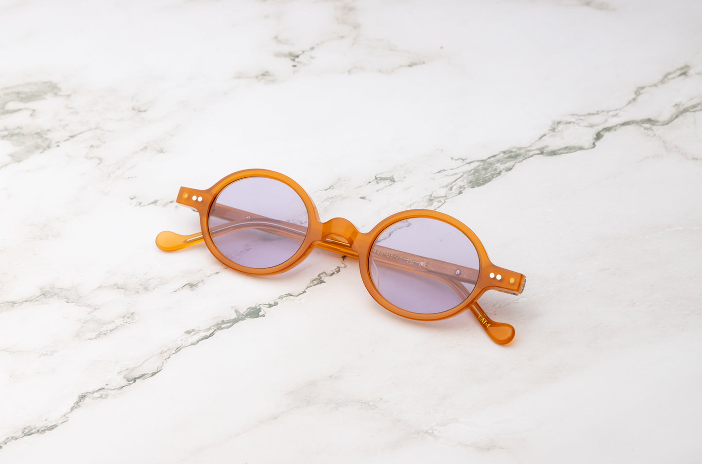 Honey round sunglasses for women with liliac polarized lenses by Kopajos