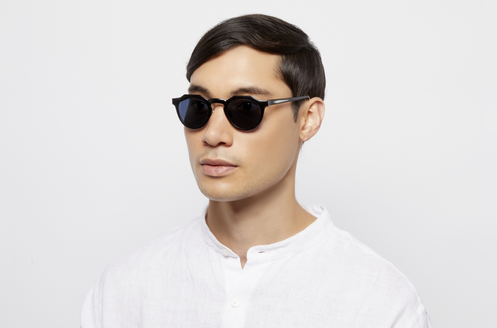 New Goldfinger round sunglasses for men with polarized lenses by Kopajos