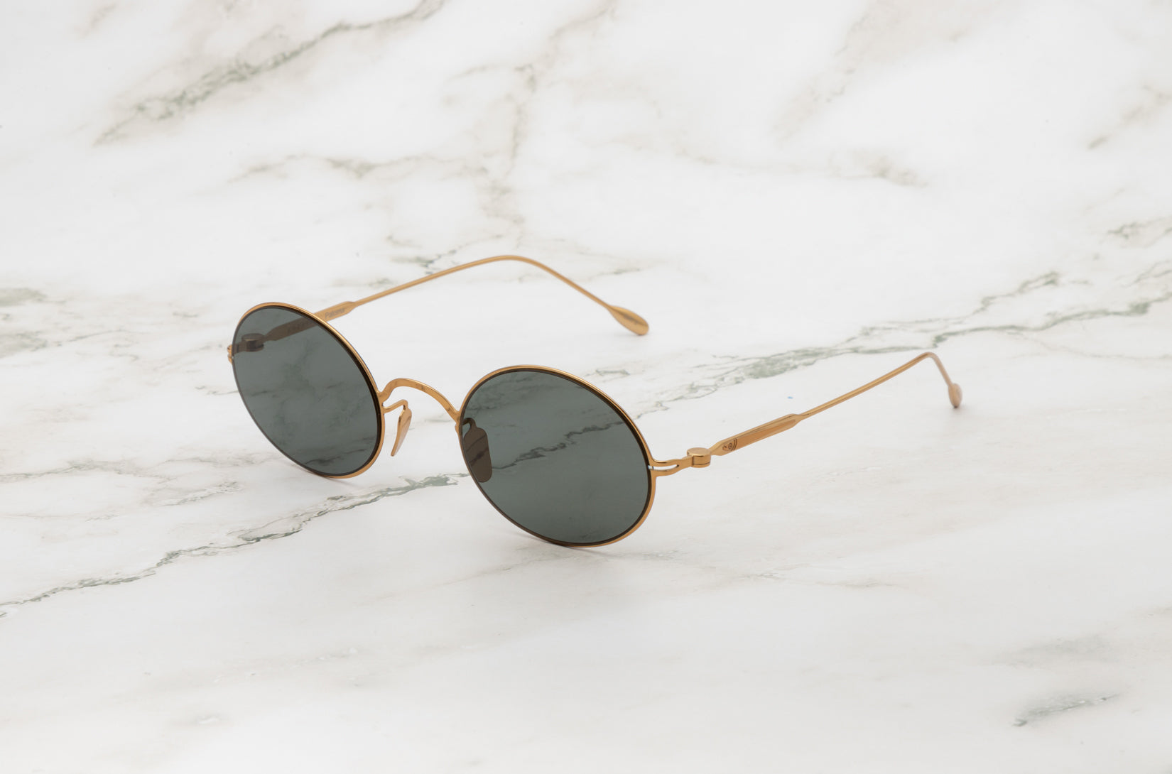 Gold round sunglasses for men and women with polarized lenses by Kopajos