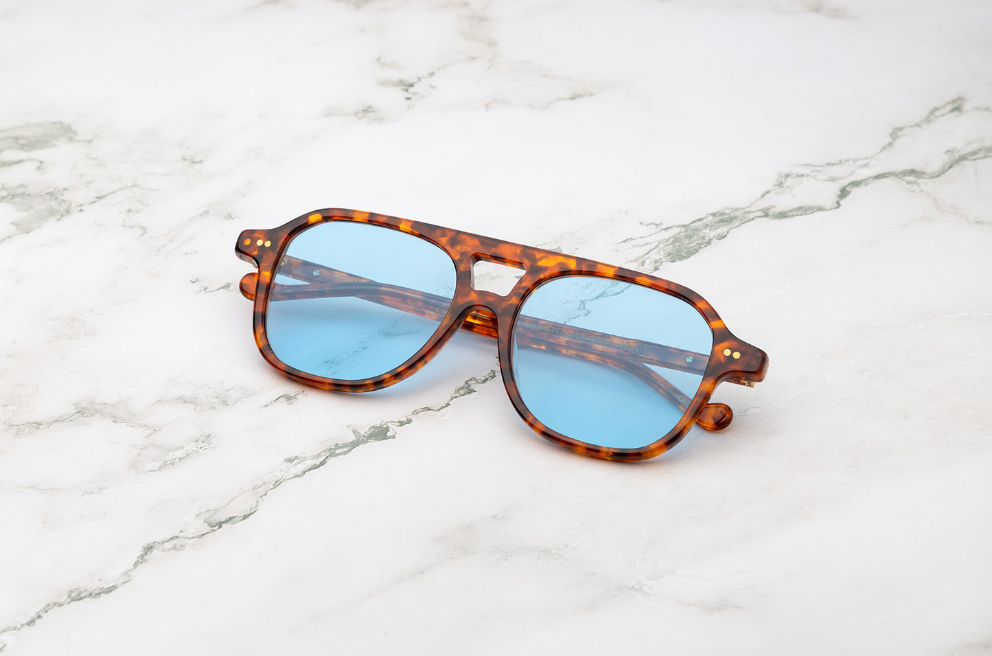 Tortoise aviator sunglasses for women  with polarized light blue lenses by Kopajos