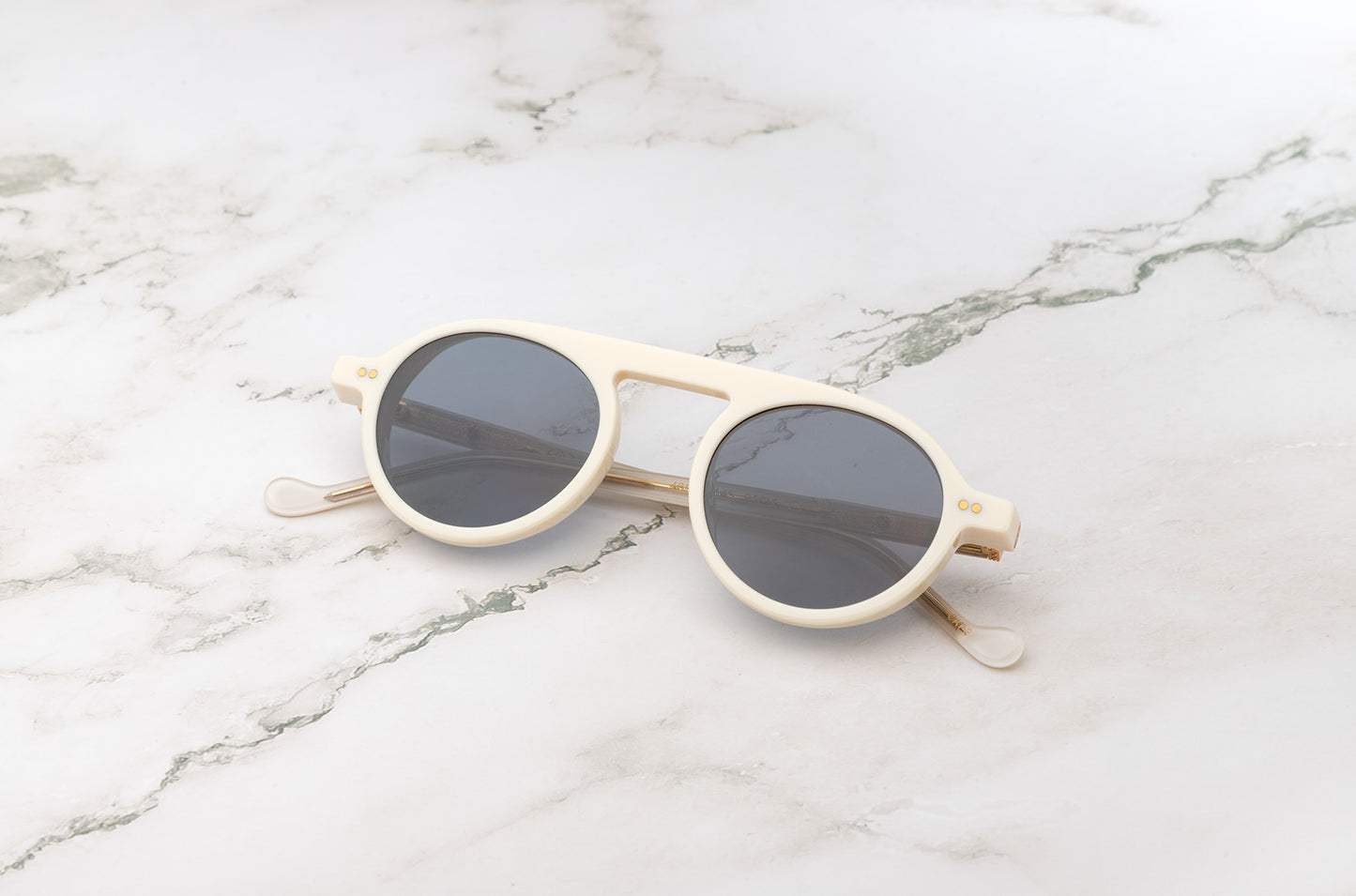 The complete Peter Frank collection of rounded sunglasses by Kopajos