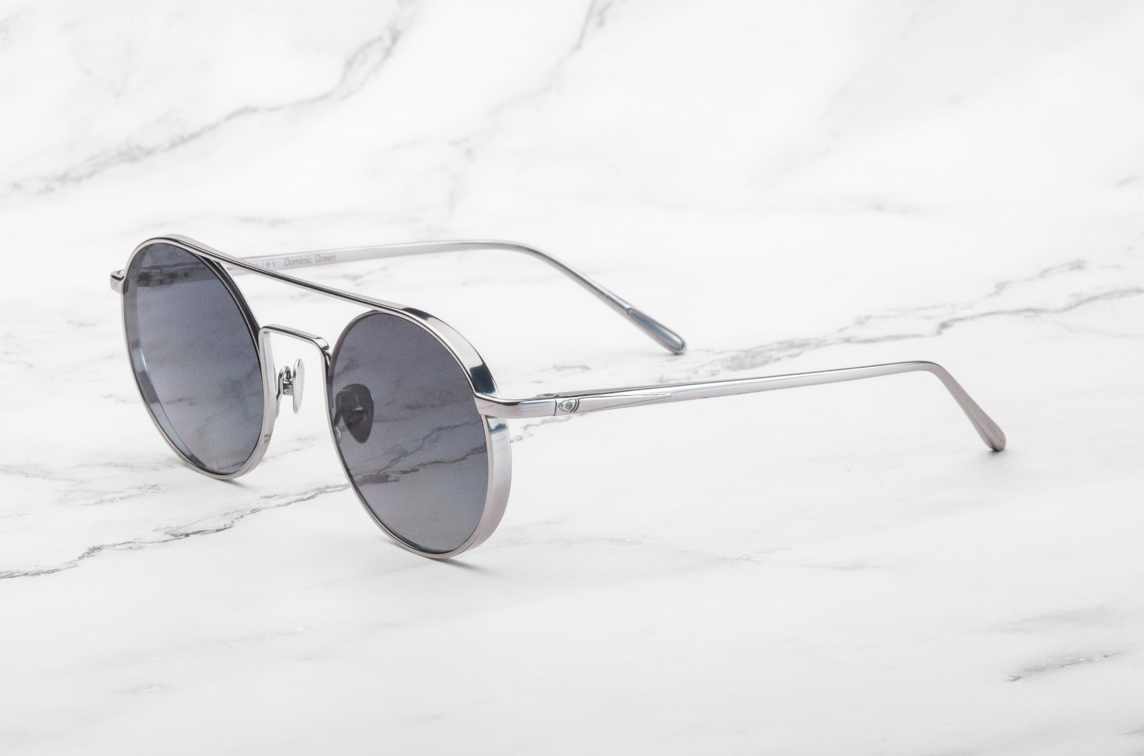 Vintage Round Sunglasses For Men & Women - Gradient Gray Lens, UV400 Protection, Lightweight Metal Frame