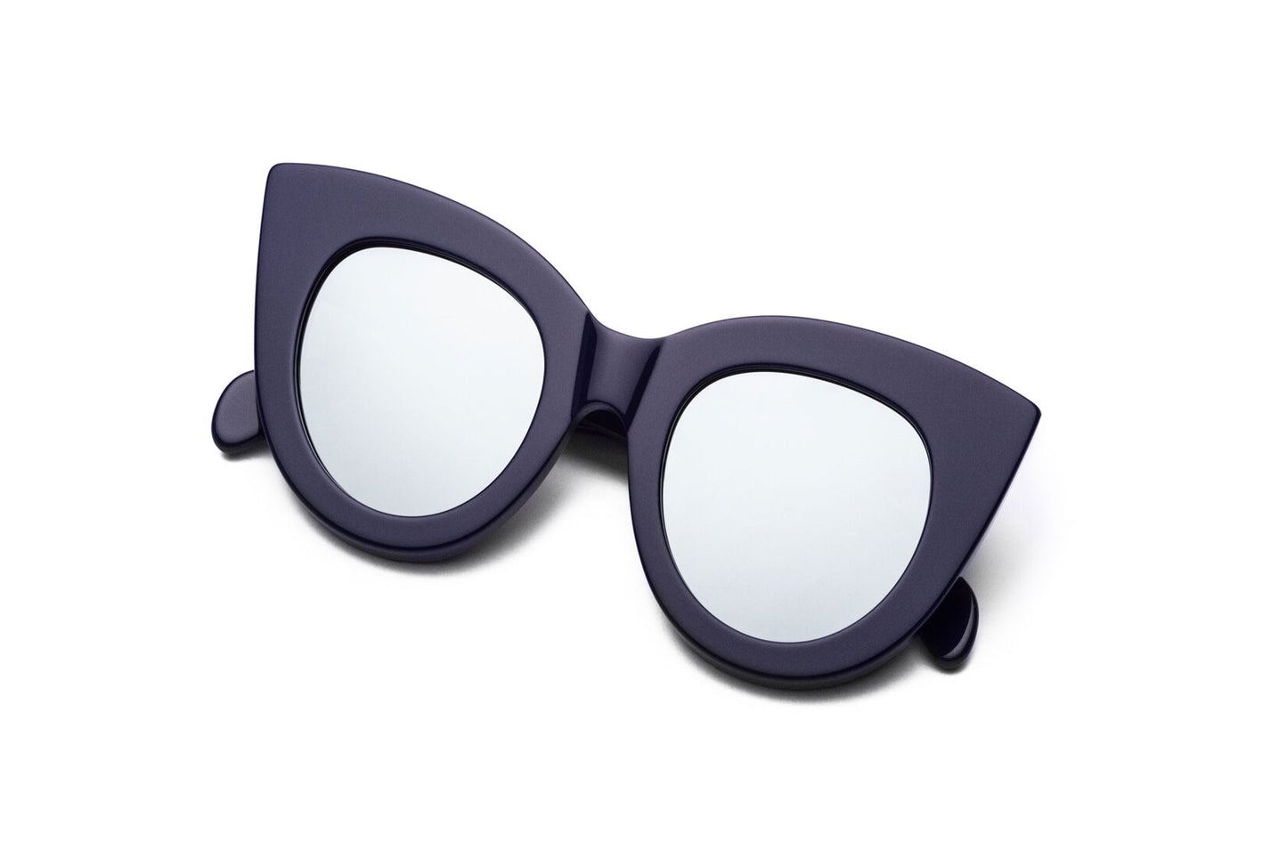 The Fiona Volpe cat-eye sunglasses, suitable for both small and broader faces.