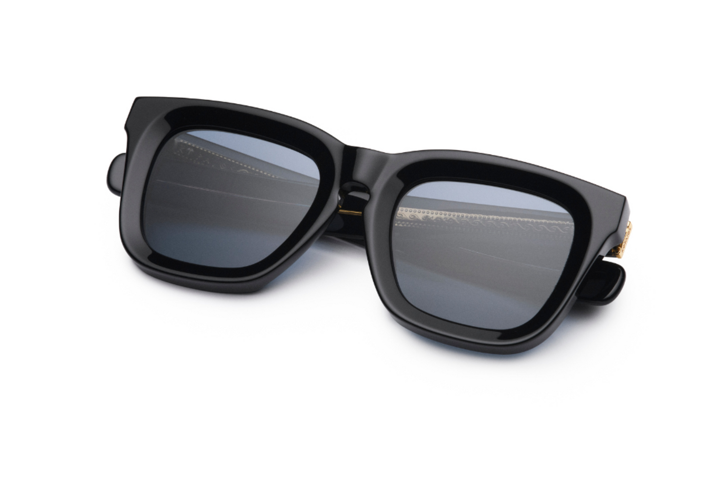 Black mask sunglasses for men and women with polarized lenses by Kopajos