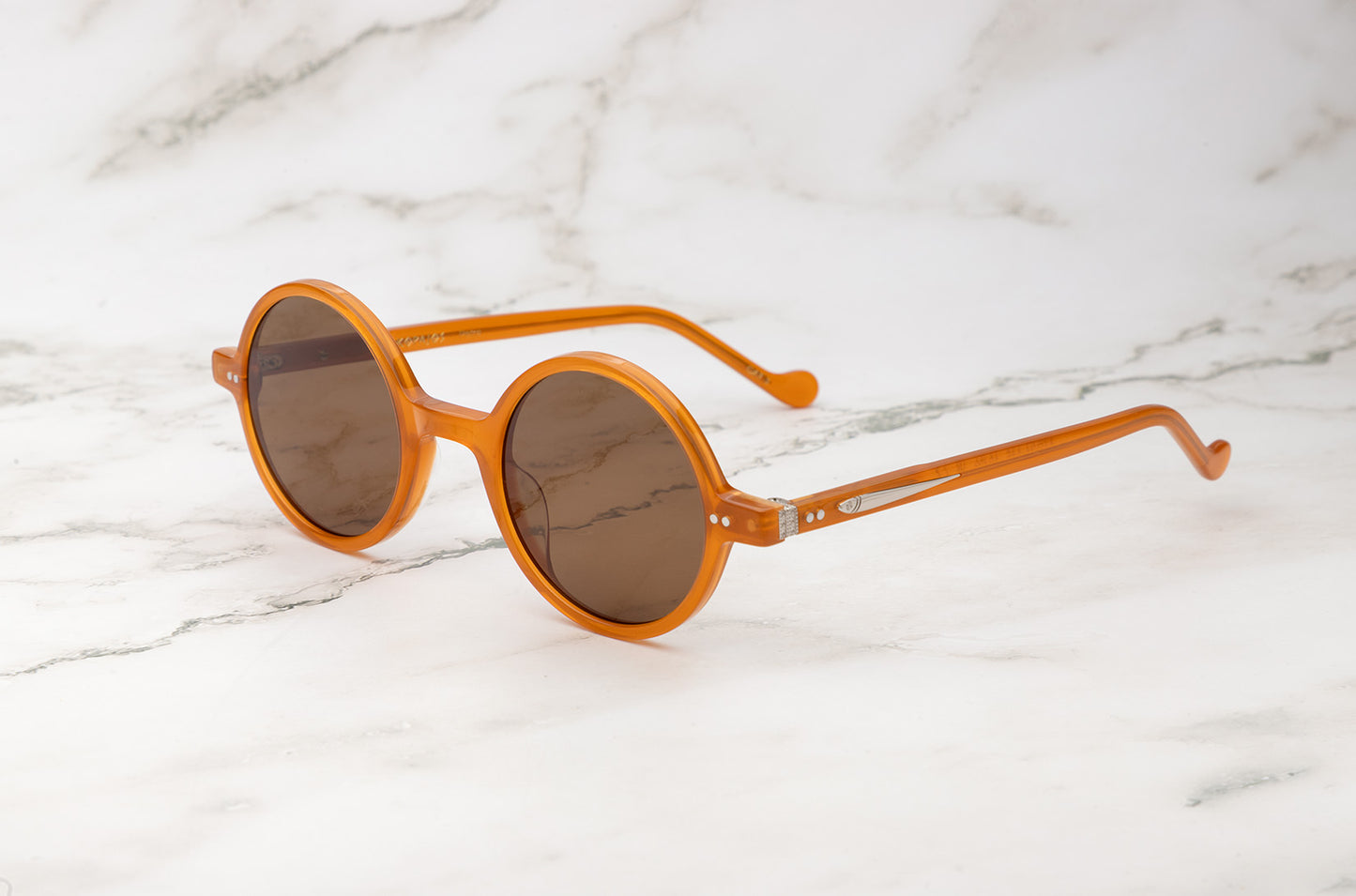 Kopajos Petra retro round sunglasses with a modern twist.