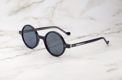 Kopajos Petra vintage round sunglasses, a timeless classic.